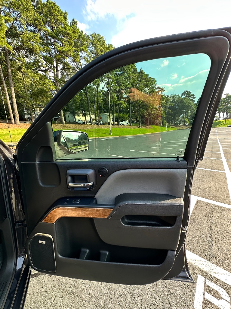 2014 Chevrolet Silverado - $17,700