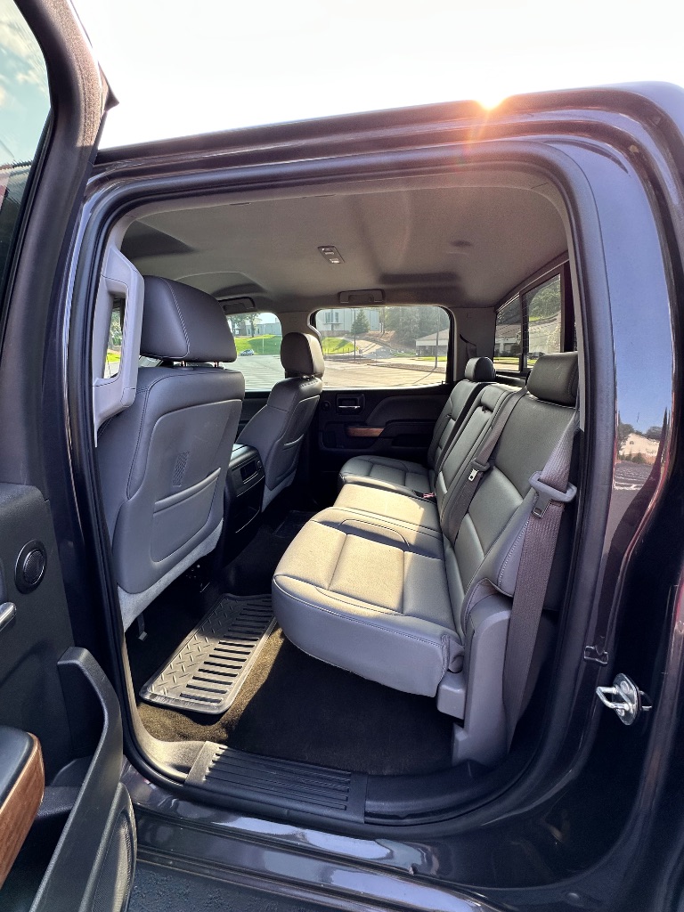 2014 Chevrolet Silverado - $17,700