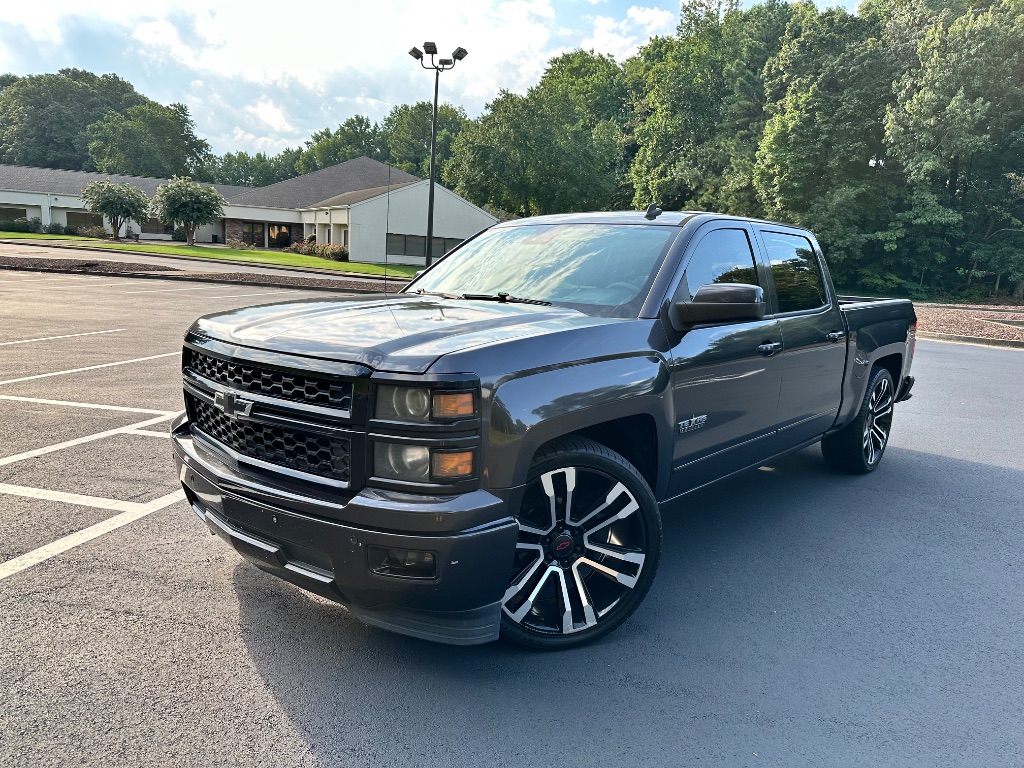 2014 Chevrolet Silverado - $17,700
