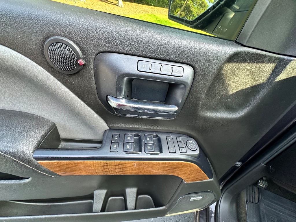 2014 Chevrolet Silverado - $17,700