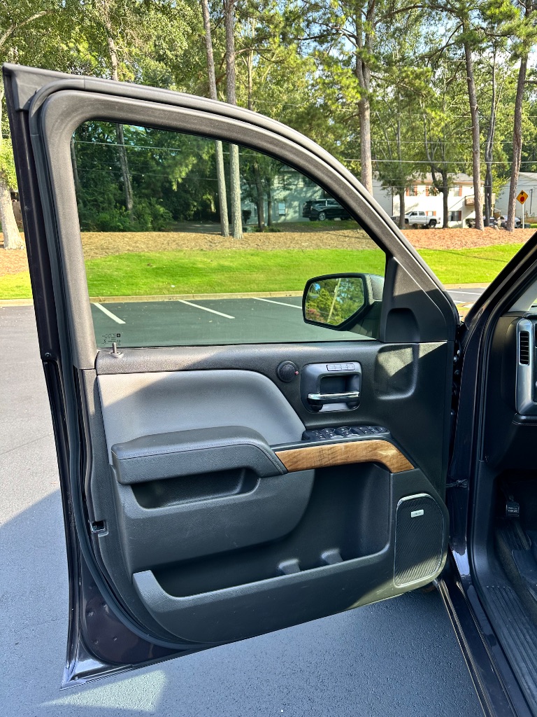 2014 Chevrolet Silverado - $17,700
