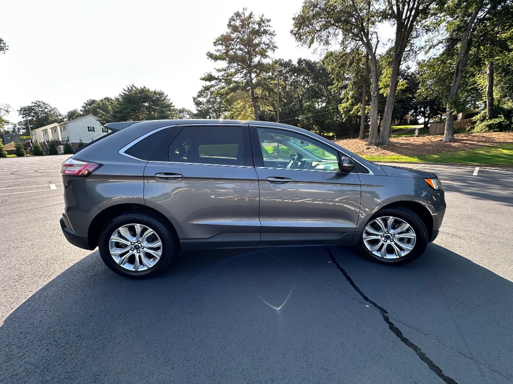2022 Ford Edge - $16,900