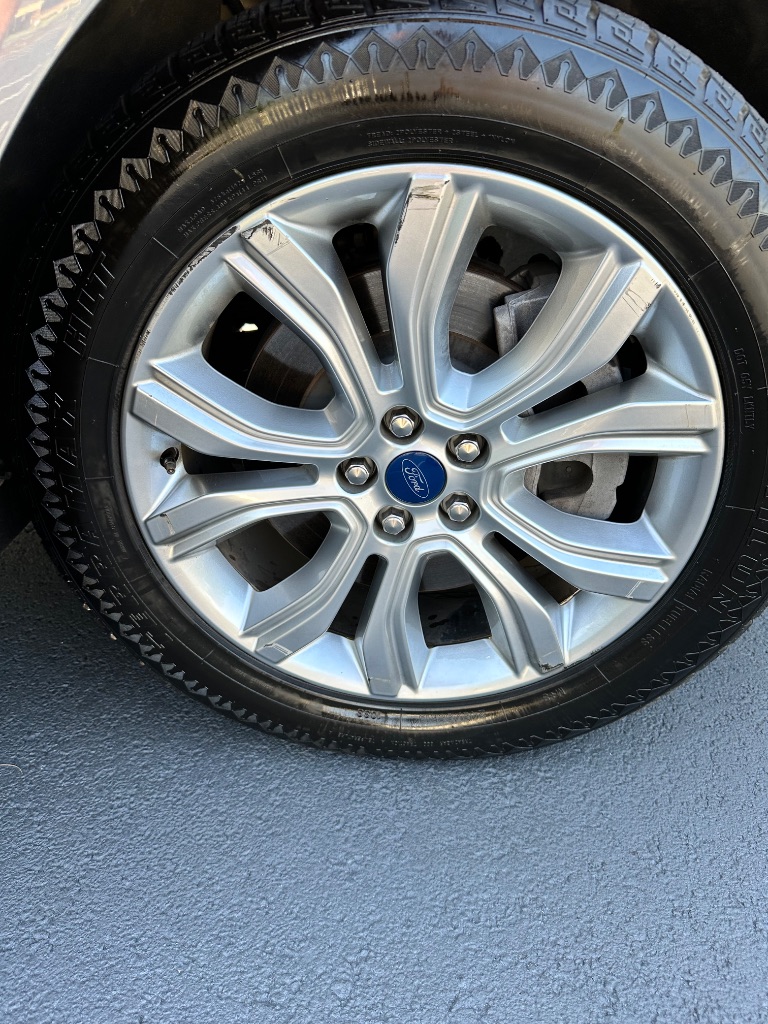 2022 Ford Edge - $16,900