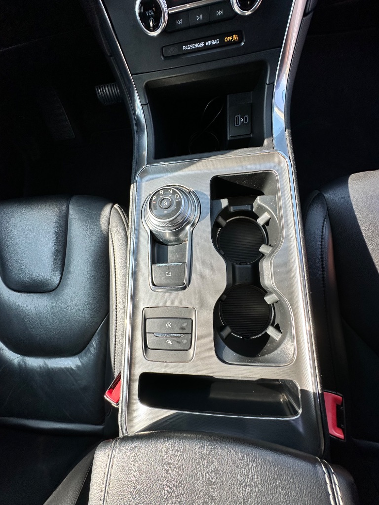 2022 Ford Edge - $16,900