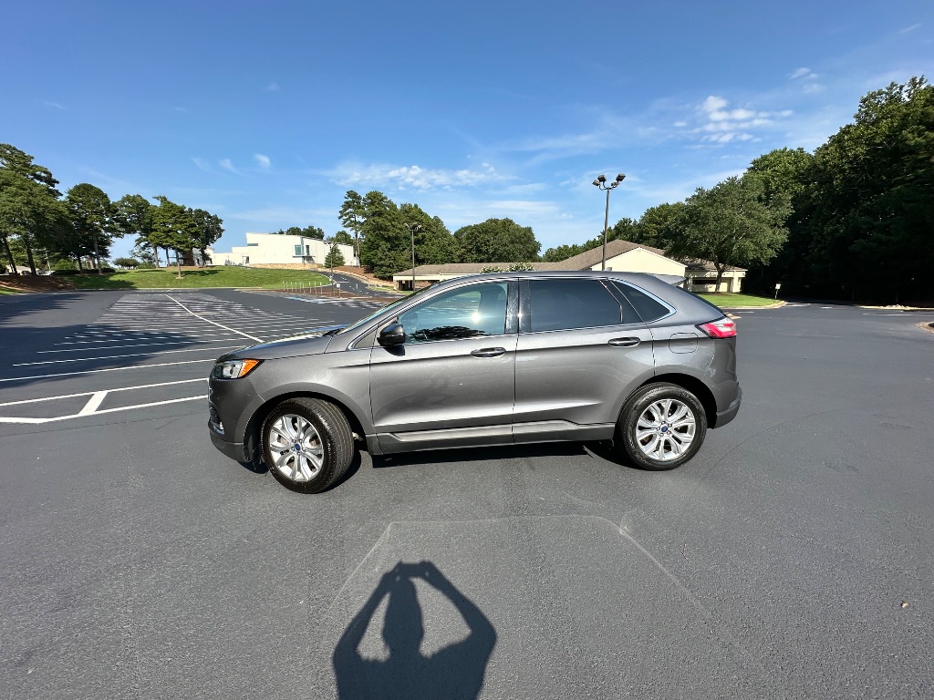 2022 Ford Edge - $16,900