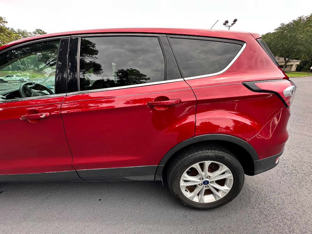 2017 Ford Escape - $7,800