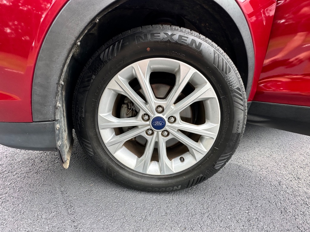 2017 Ford Escape - $7,800