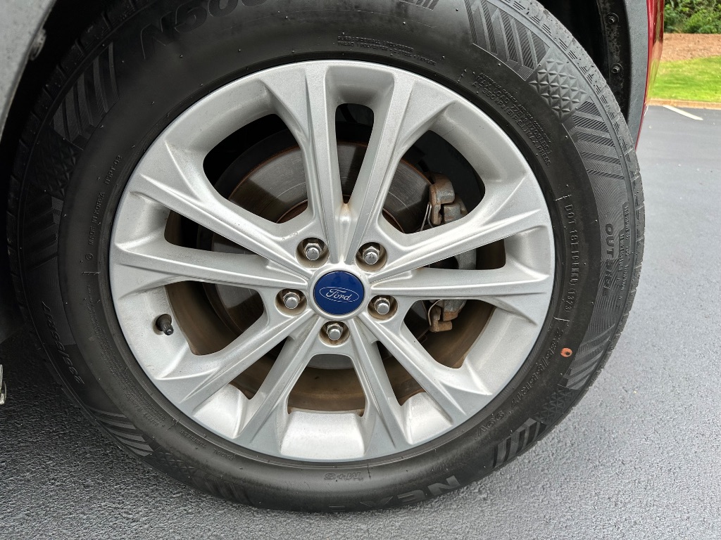 2017 Ford Escape - $7,800