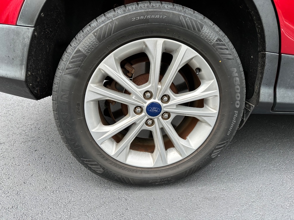 2017 Ford Escape - $7,800