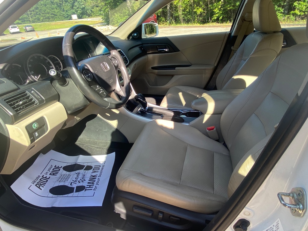 2013 Honda Accord - $9,995