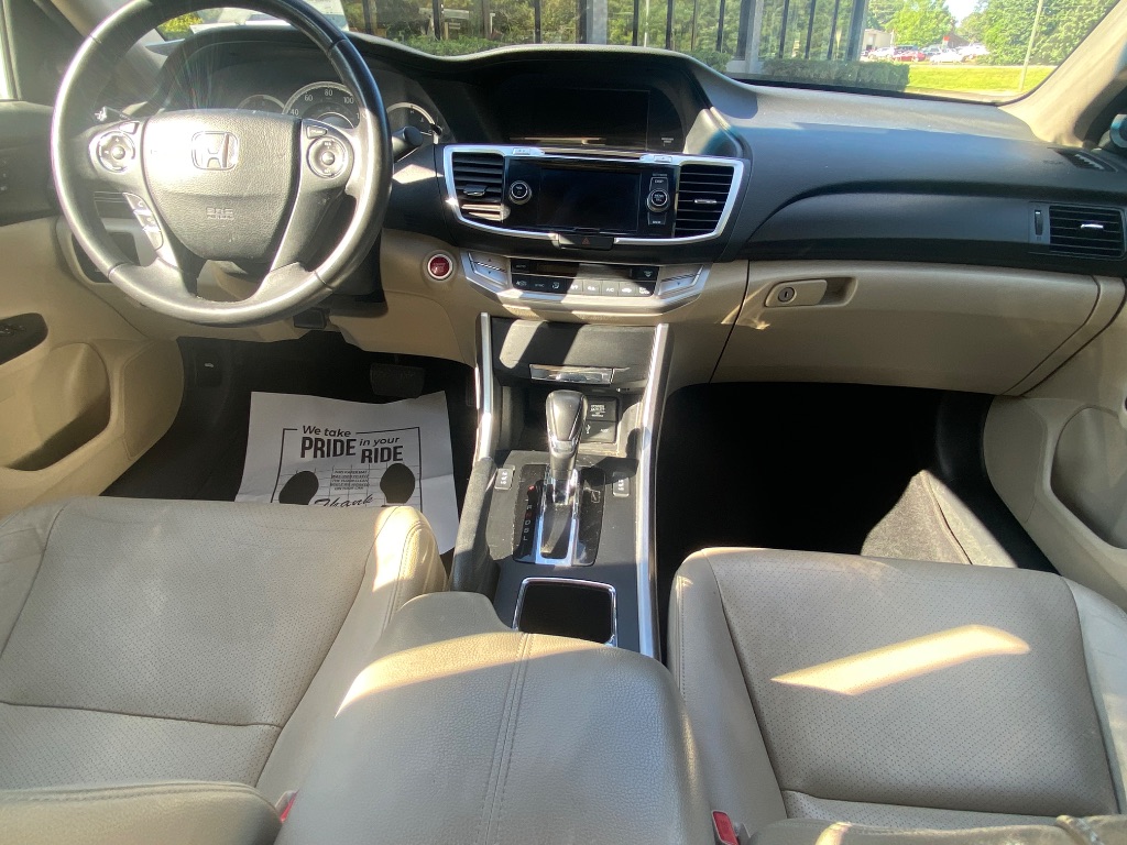 2013 Honda Accord - $9,995