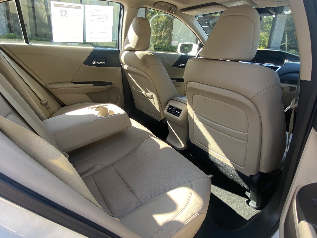 2013 Honda Accord - $9,995