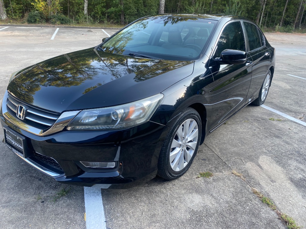 2013 Honda Accord - $11,995