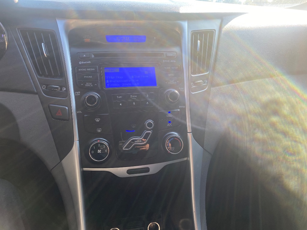 2013 Hyundai Sonata - $4,250