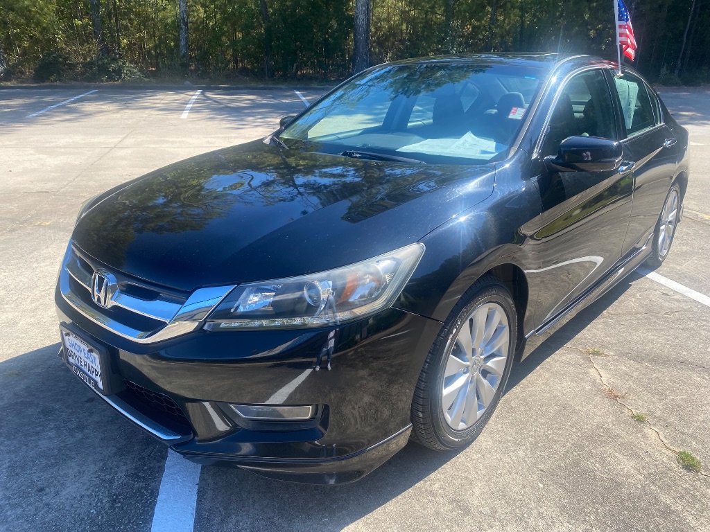 2013 Honda Accord - $11,300