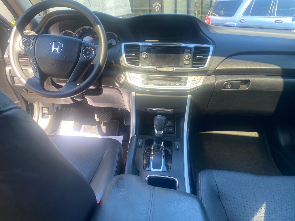 2013 Honda Accord - $11,300