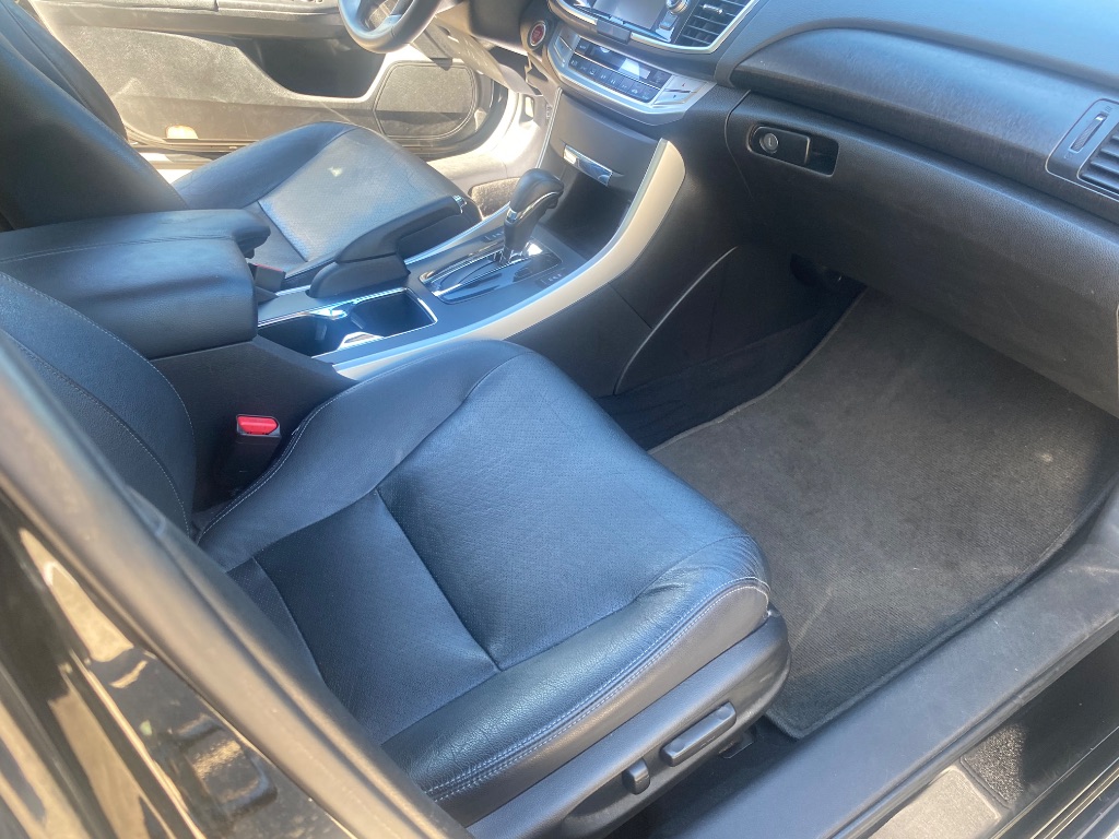 2013 Honda Accord - $11,300