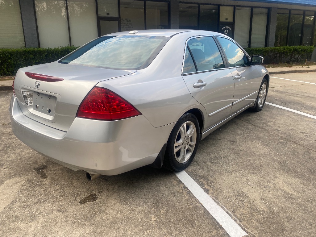 2007 Honda Accord - $5,850