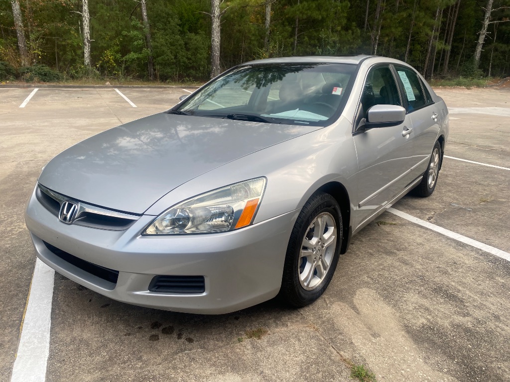 2007 Honda Accord - $5,850
