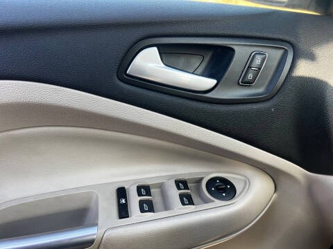 2016 Ford Escape - $7,250