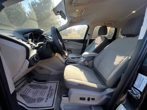 2016 Ford Escape - $7,250