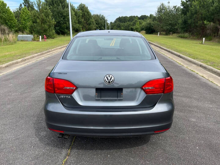 2014 Volkswagen Jetta - $5,950