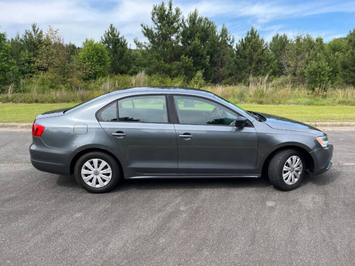2014 Volkswagen Jetta - $5,950