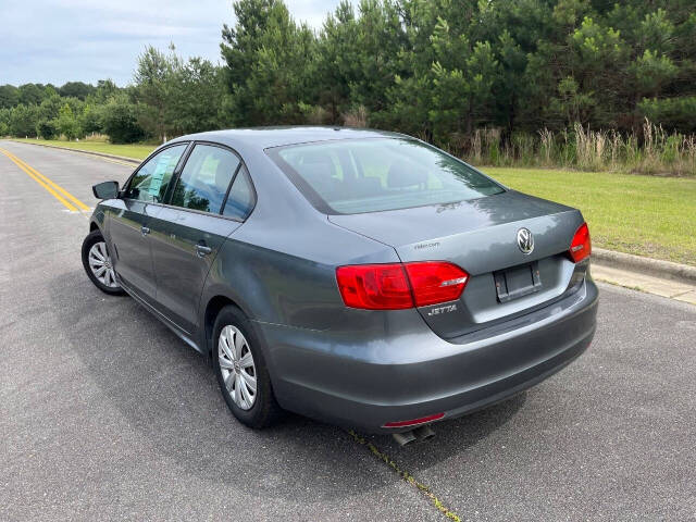 2014 Volkswagen Jetta - $5,950