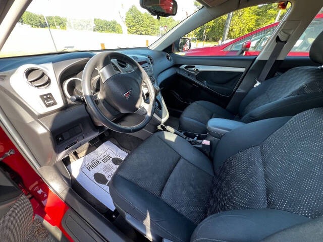 2009 Pontiac Vibe - $6,000