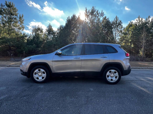 2014 Jeep Cherokee - $8,250