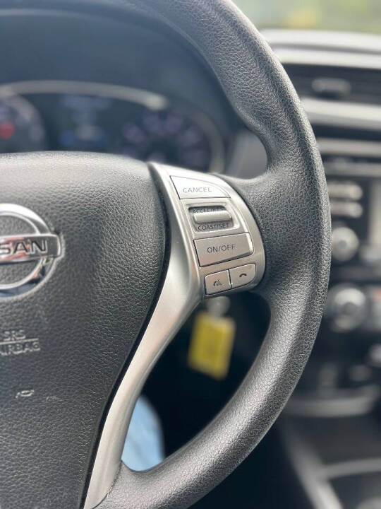 2016 Nissan Rogue - $9,950