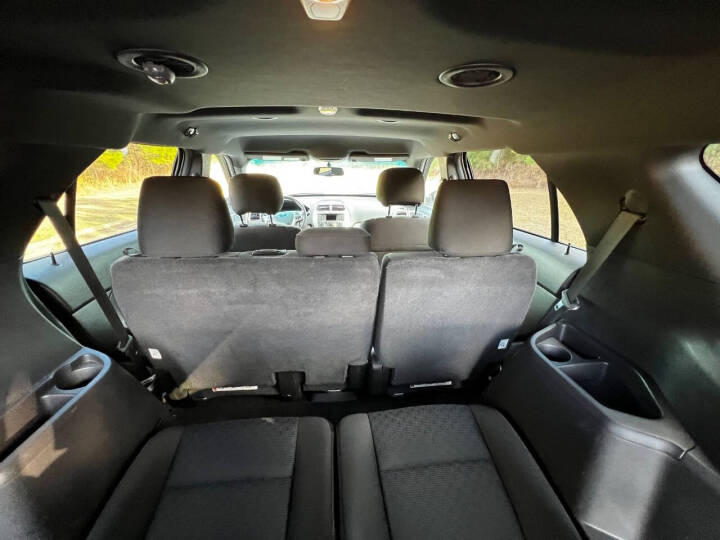 2015 Ford Explorer - $11,950
