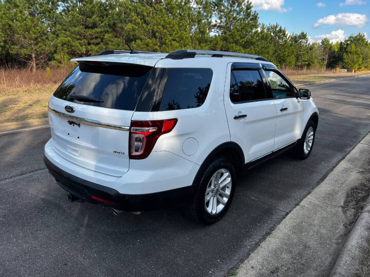 2015 Ford Explorer - $11,950