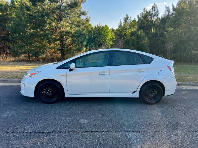 2013 Toyota Prius - $10,950