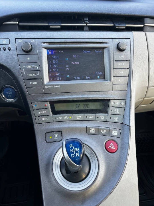 2013 Toyota Prius - $10,950