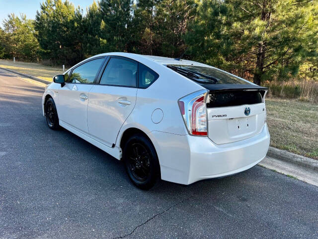 2013 Toyota Prius - $10,950