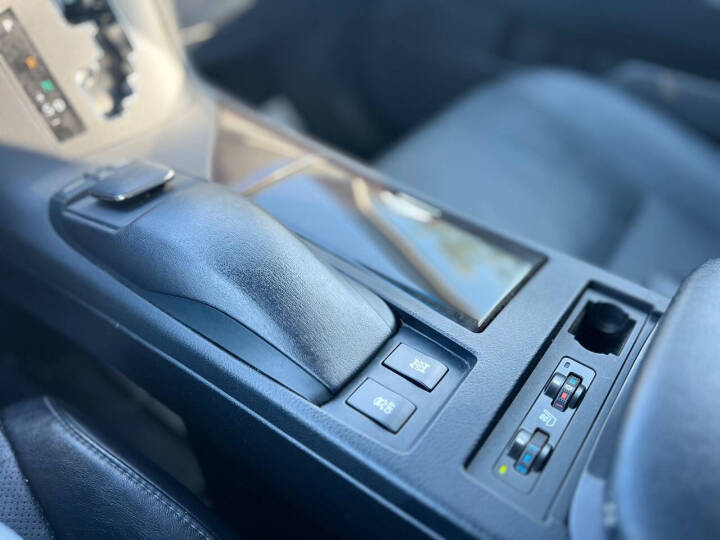 2013 Lexus RX - $16,500