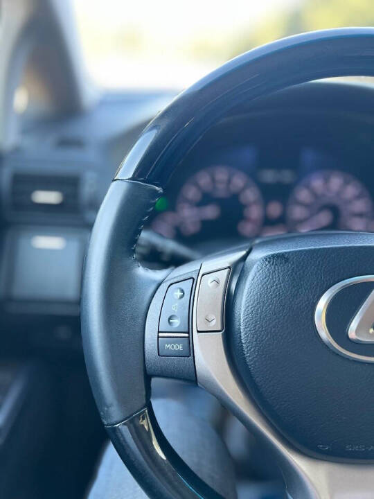 2013 Lexus RX - $16,500