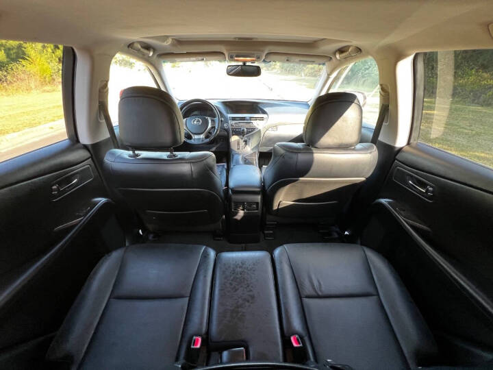 2013 Lexus RX - $16,500