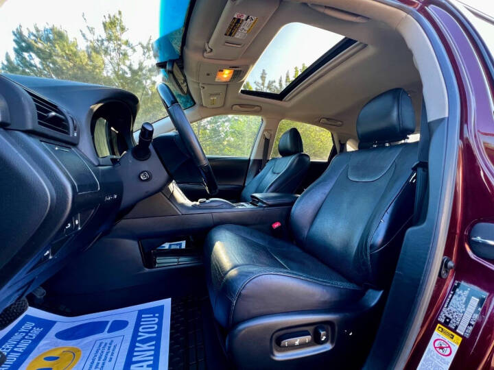 2013 Lexus RX - $16,500