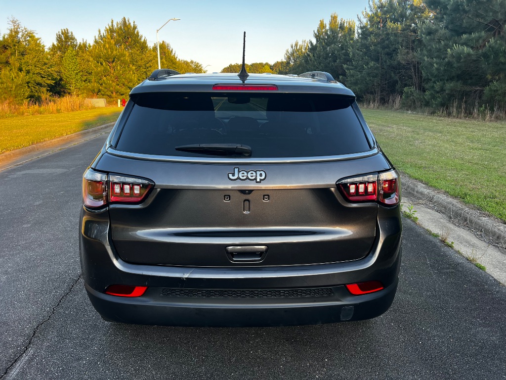 2022 Jeep Compass - $12,950