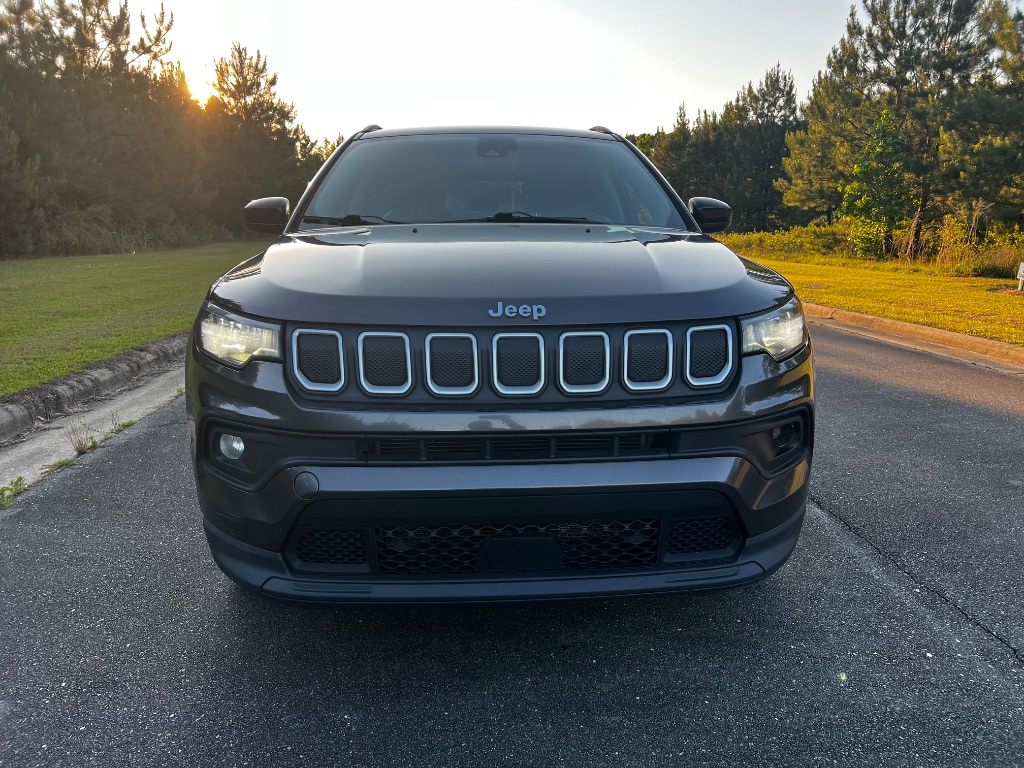 2022 Jeep Compass - $12,950