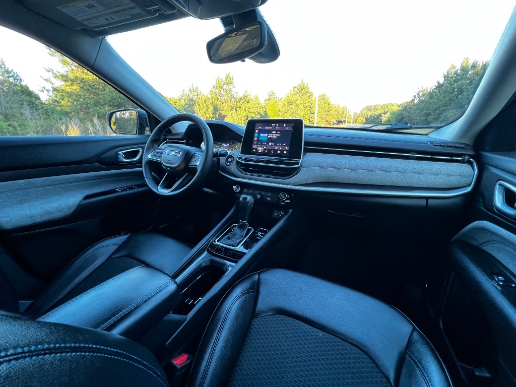 2022 Jeep Compass - $12,950