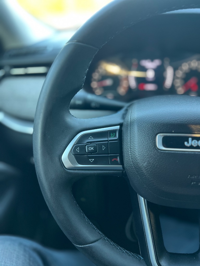 2022 Jeep Compass - $12,950
