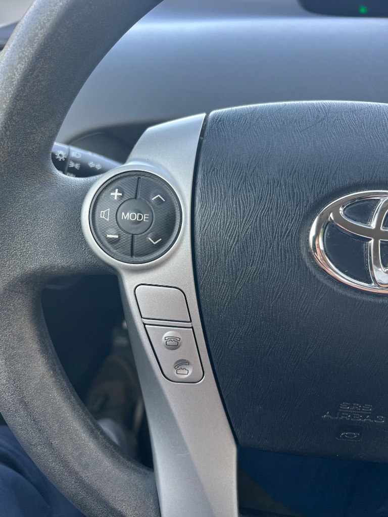 2015 Toyota Prius - $10,500