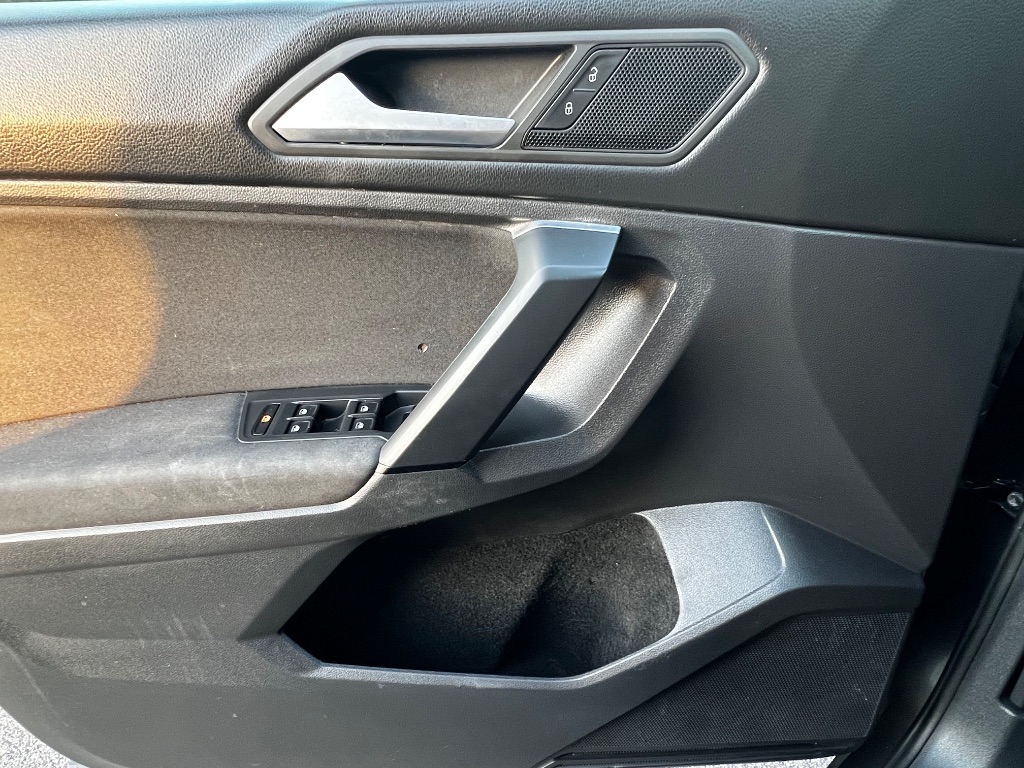 2019 Volkswagen Tiguan - $13,950