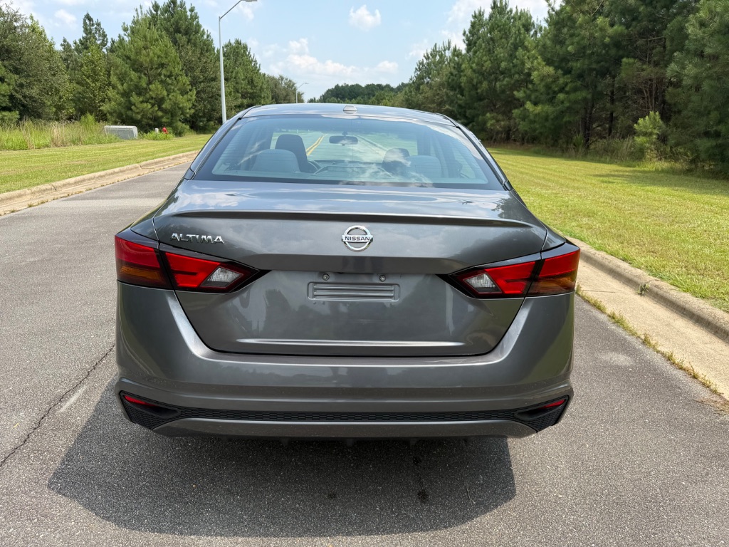 2020 Nissan Altima - $10,950