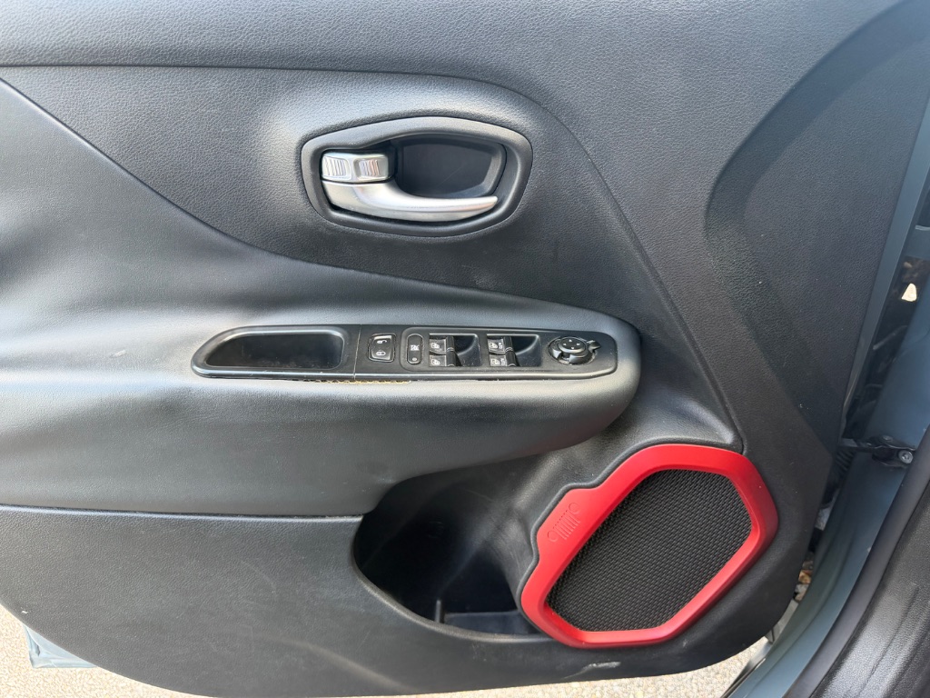 2015 Jeep Renegade - $8,950