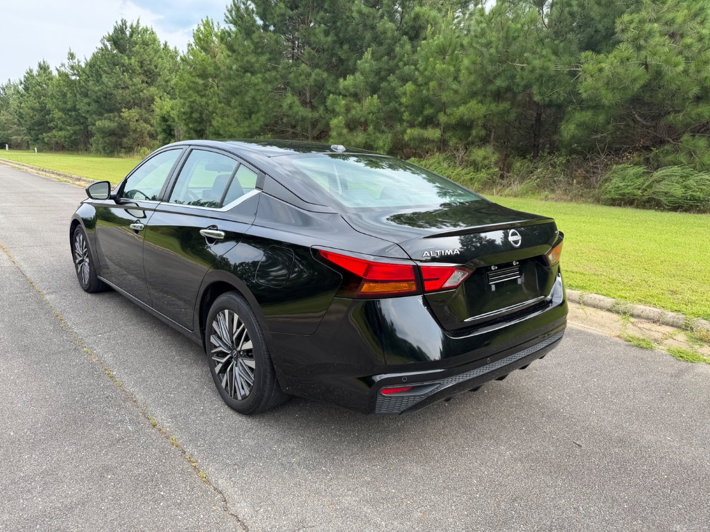 2023 Nissan Altima - $14,950