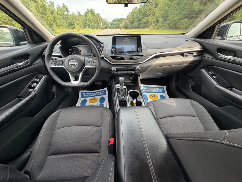 2023 Nissan Altima - $14,950